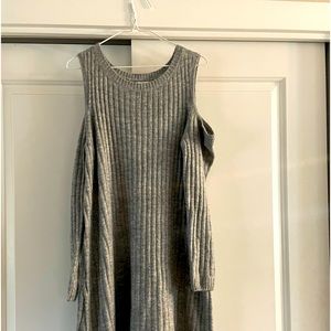 Off shoulder sweater dress gray